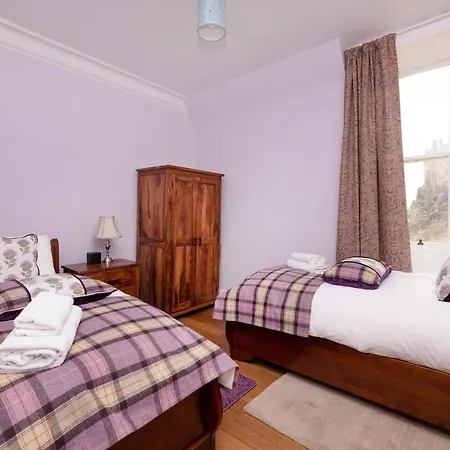 Joivy Cozy Apt Near Edinburgh Castle Exterior photo